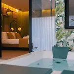 B&B Emesh Boutique 4*