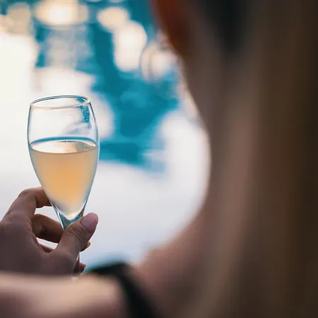 Alojamento de Acomodação e Pequeno-almoço Emesh Boutique 4*