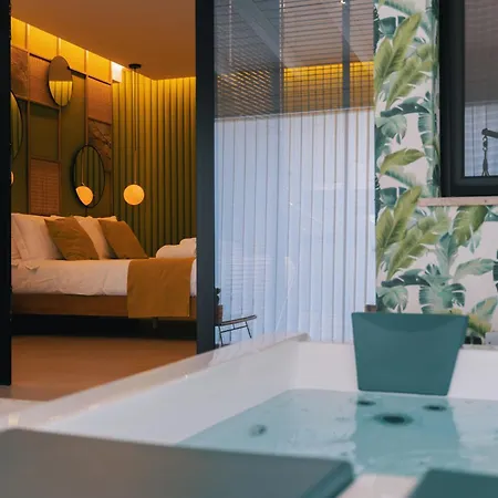 Bed & Breakfast Emesh Boutique 4*