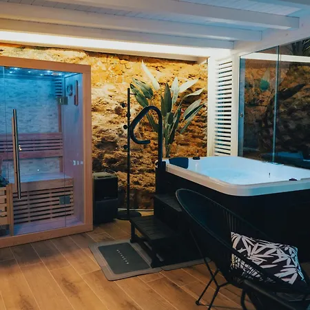 فندق مبيت وإفطار Emesh Boutique 4*