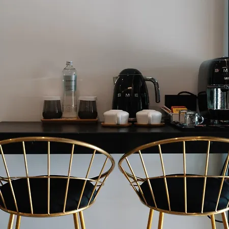 Emesh Boutique فندق مبيت وإفطار أغريجنتو