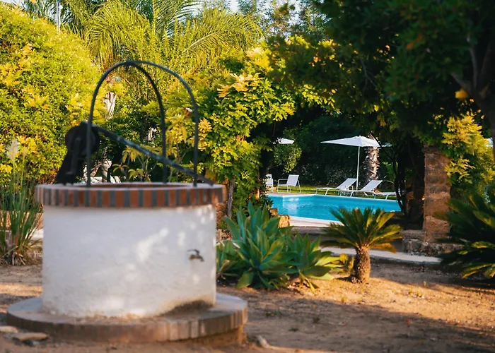 Emesh Boutique Bed and breakfast 4*