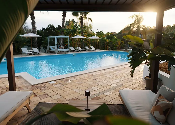 Emesh Boutique Bed and breakfast 4*